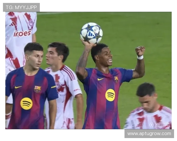 费尔明大爆发单场三球助球队击溃奥林匹亚科斯职业生涯首次戴帽