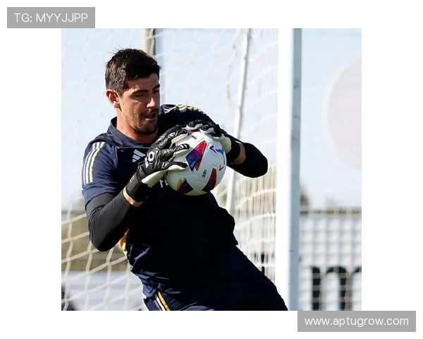 库尔图瓦迎皇马生涯三百场里程碑跻身队史门将出场次数第四新高峰